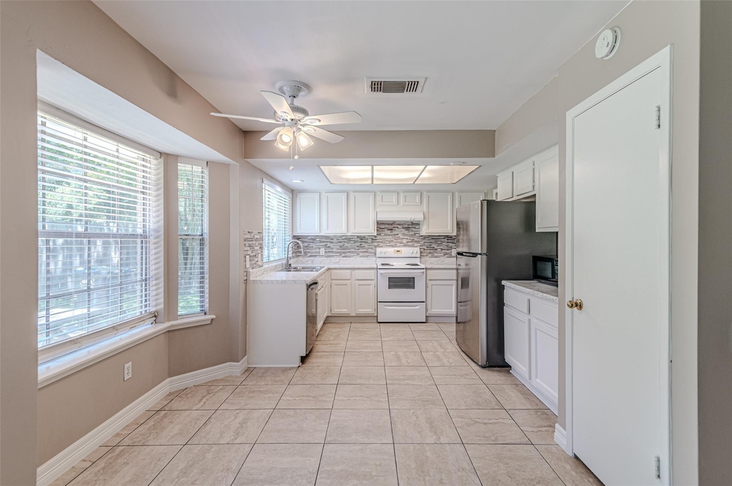 18506 Creekfield Court - Photo 21