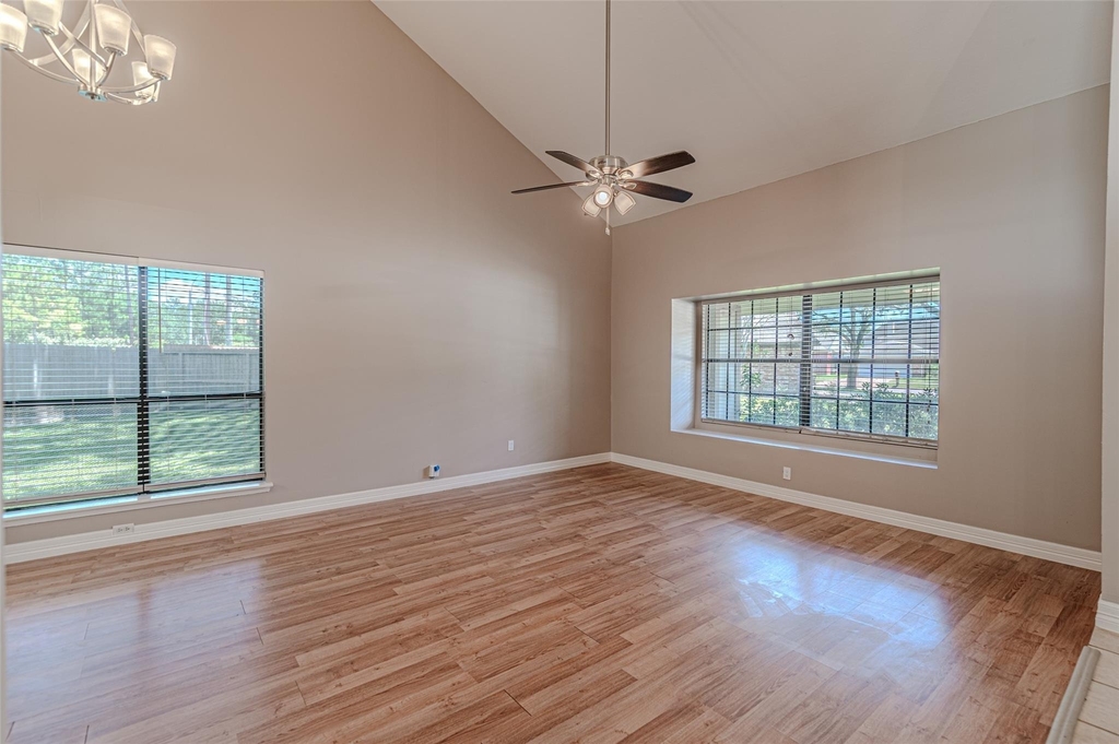 18506 Creekfield Court - Photo 10