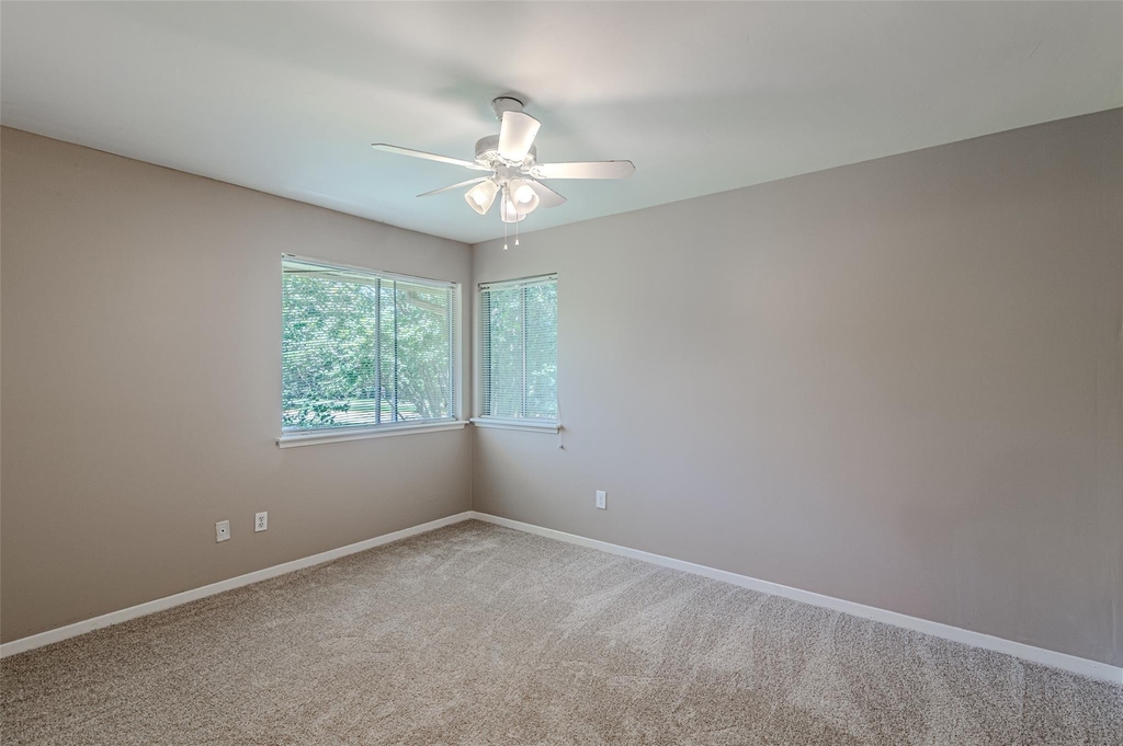 18506 Creekfield Court - Photo 37