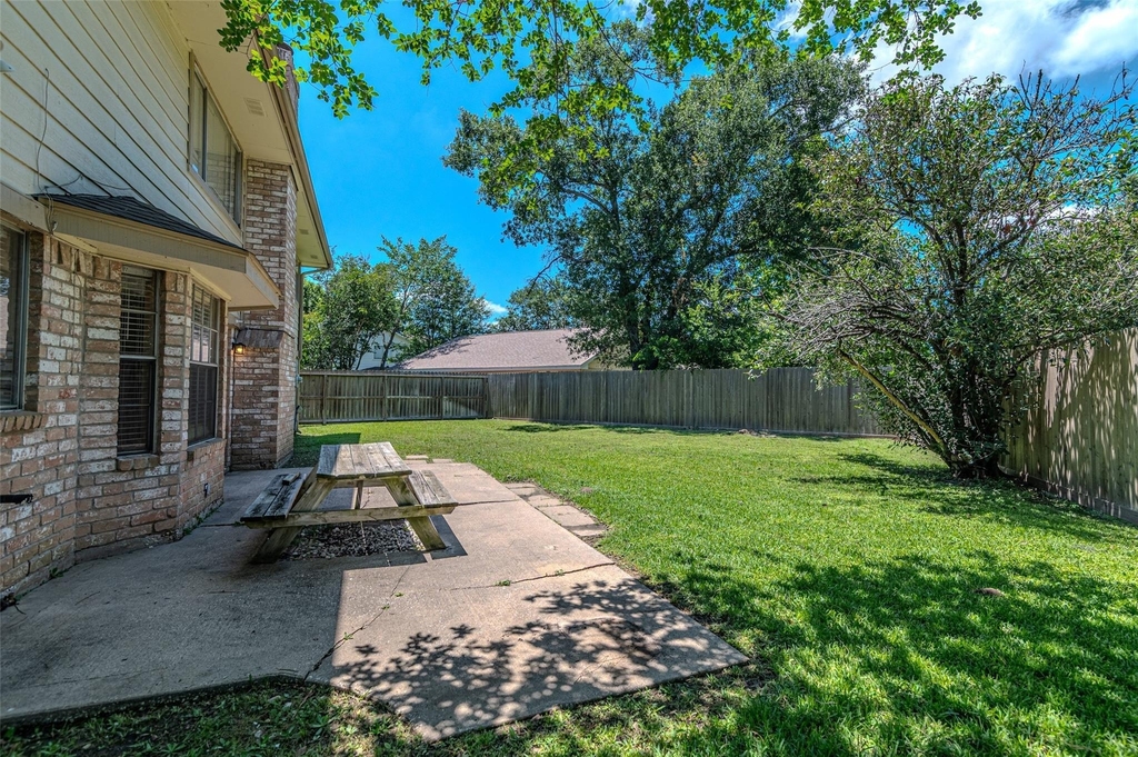 18506 Creekfield Court - Photo 44