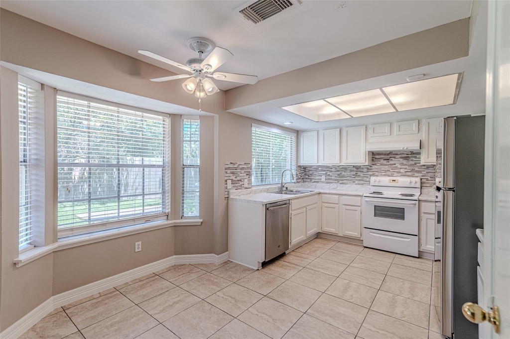 18506 Creekfield Court - Photo 22