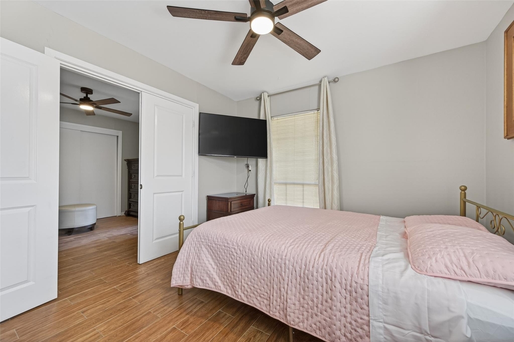 9310 Cliffwood Drive - Photo 39
