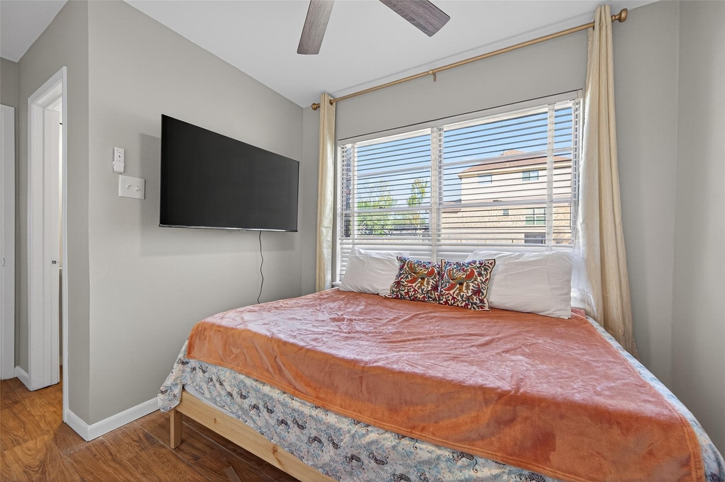 9310 Cliffwood Drive - Photo 20