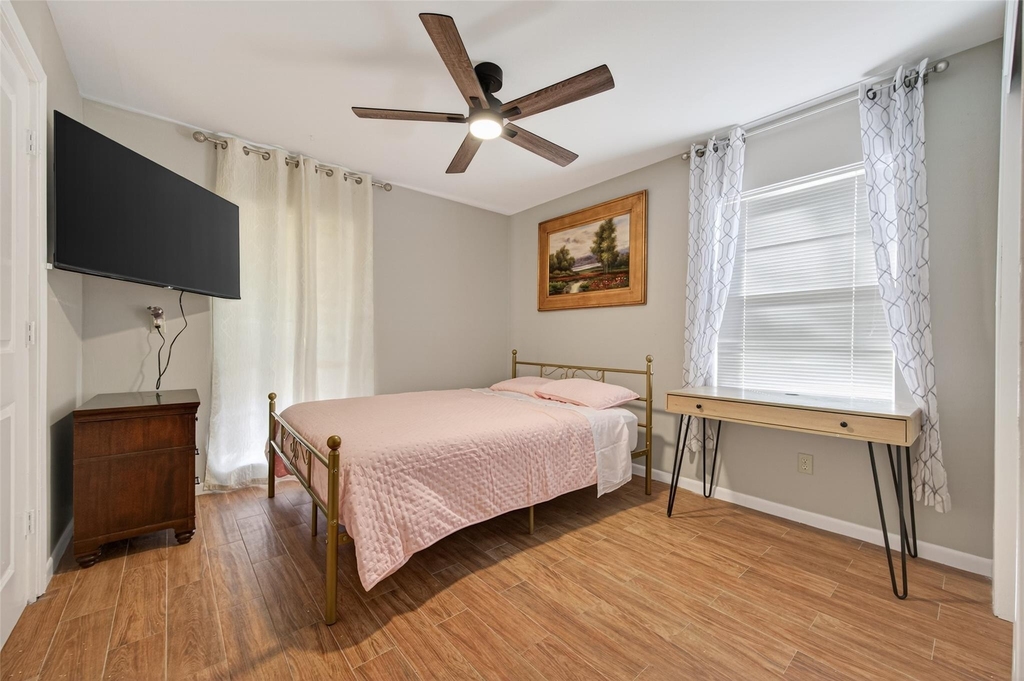 9310 Cliffwood Drive - Photo 24