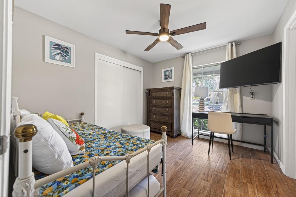 9310 Cliffwood Drive - Photo 40