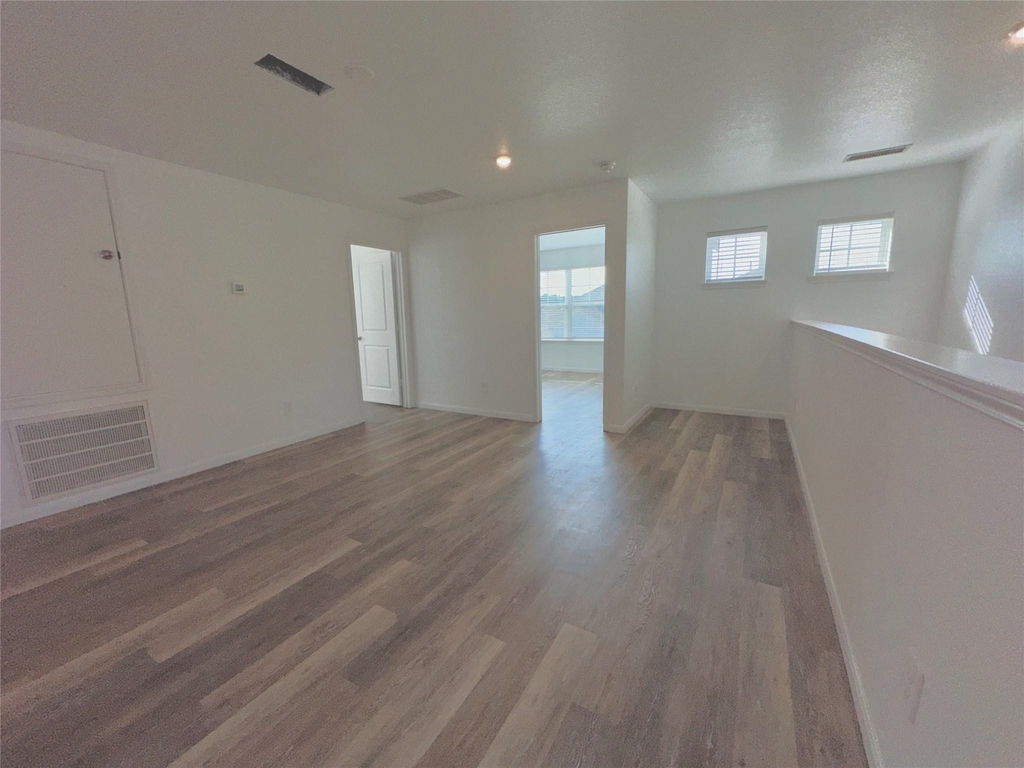 5703 Finely Run St - Photo 12