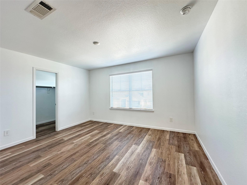 5703 Finely Run St - Photo 21