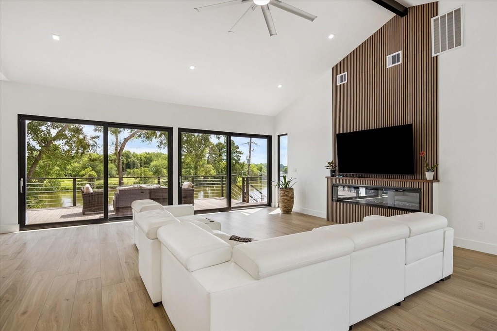 407 Brook Hollow Drive - Photo 5