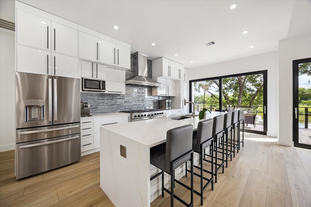 407 Brook Hollow Drive - Photo 9