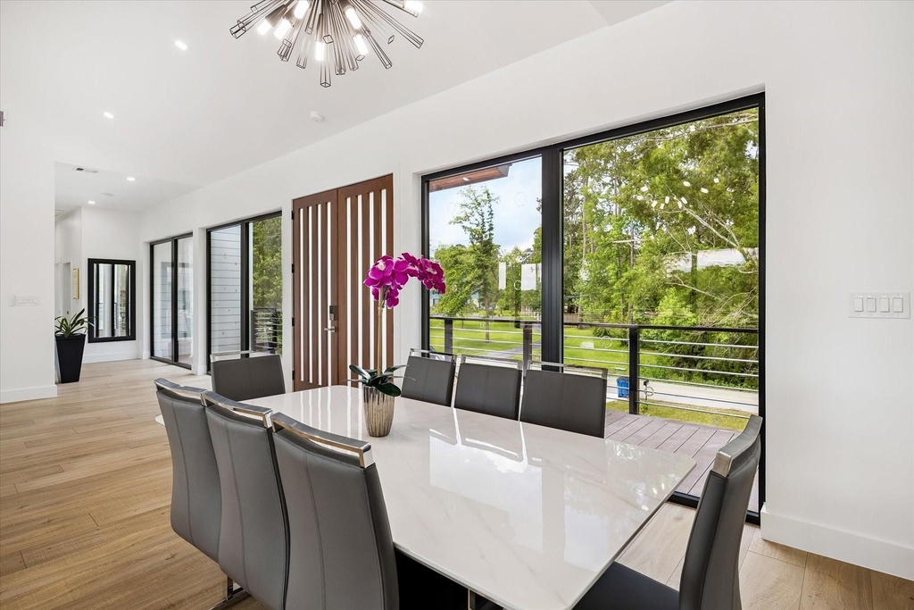 407 Brook Hollow Drive - Photo 3