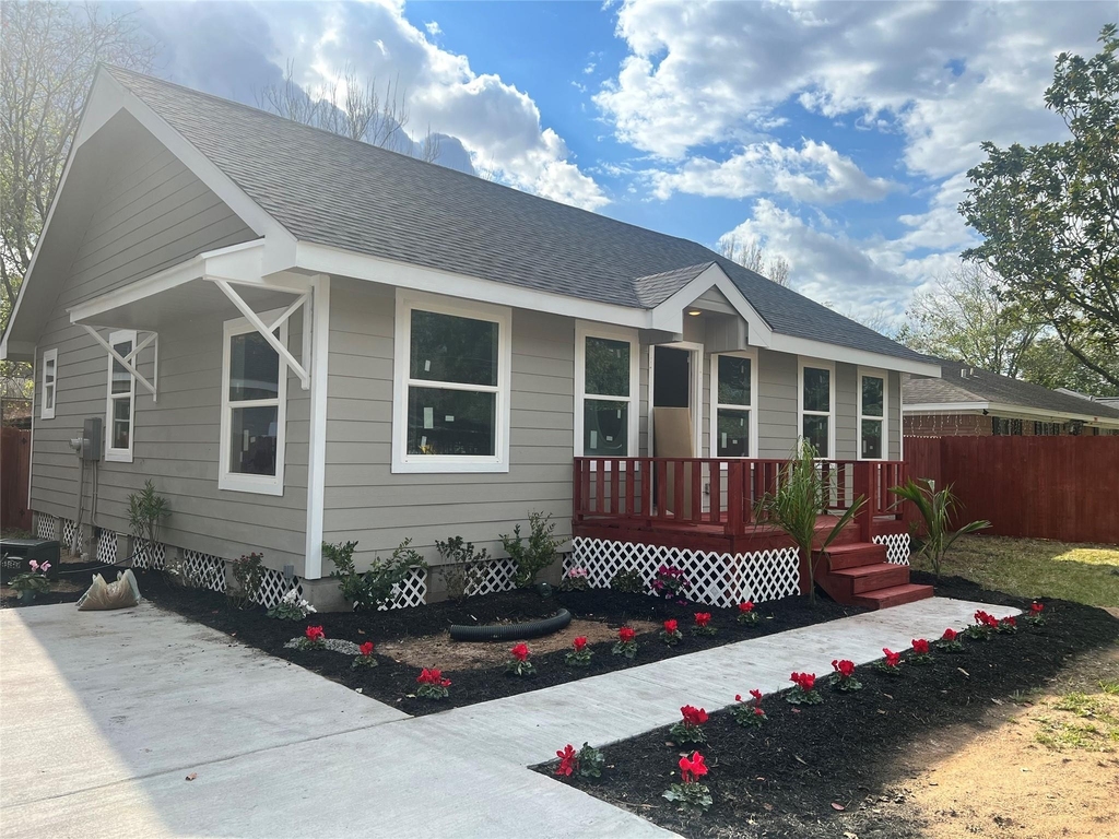231 Betral Street - Photo 0