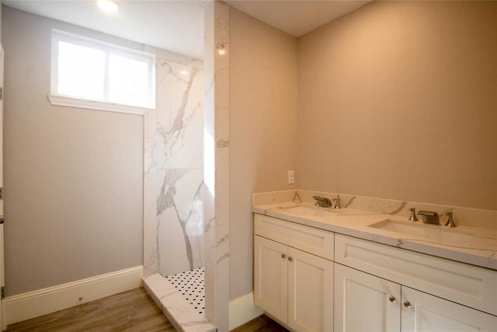231 Betral Street - Photo 10