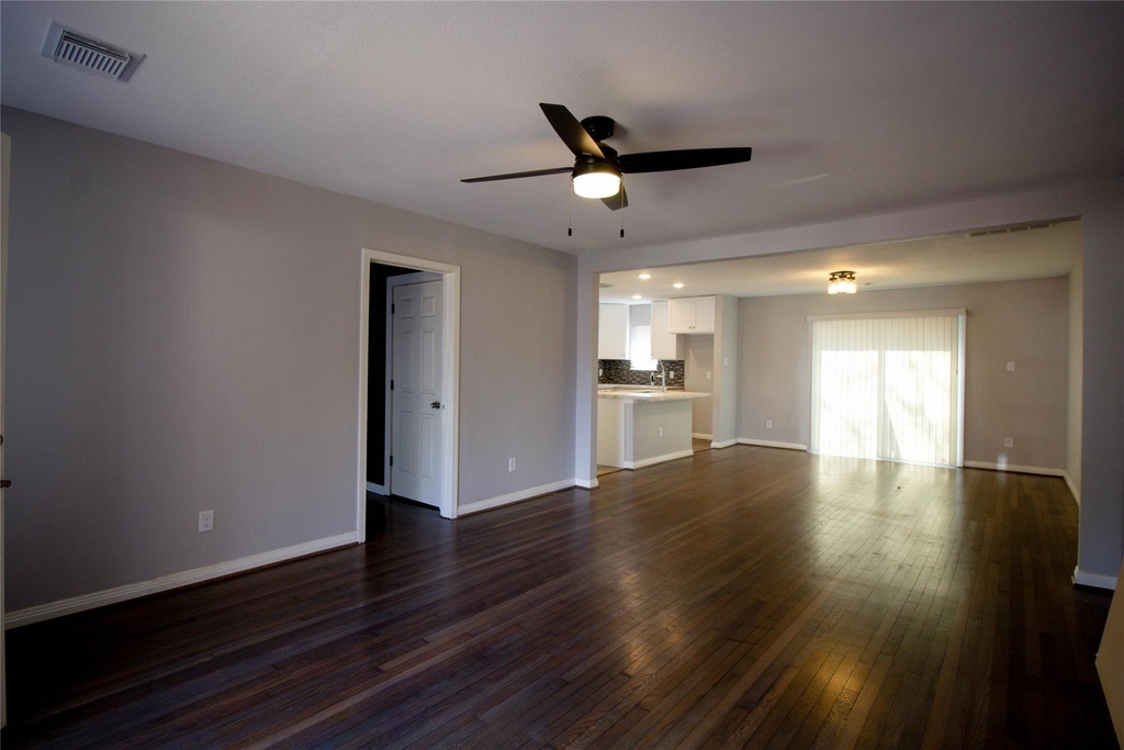 231 Betral Street - Photo 4