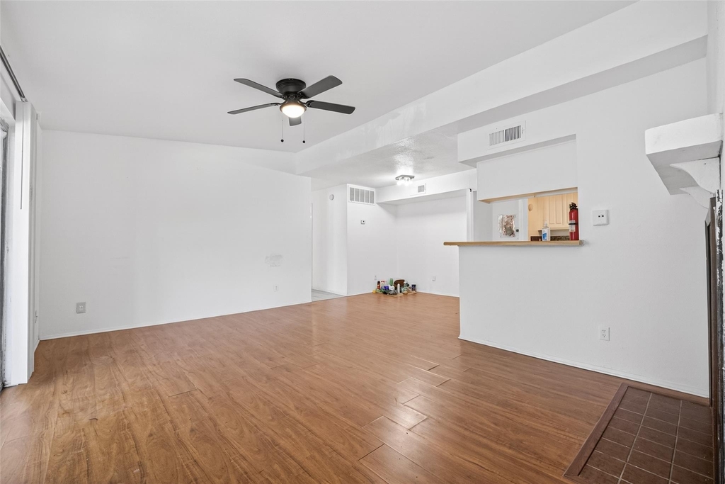 6001 Reims Road - Photo 2