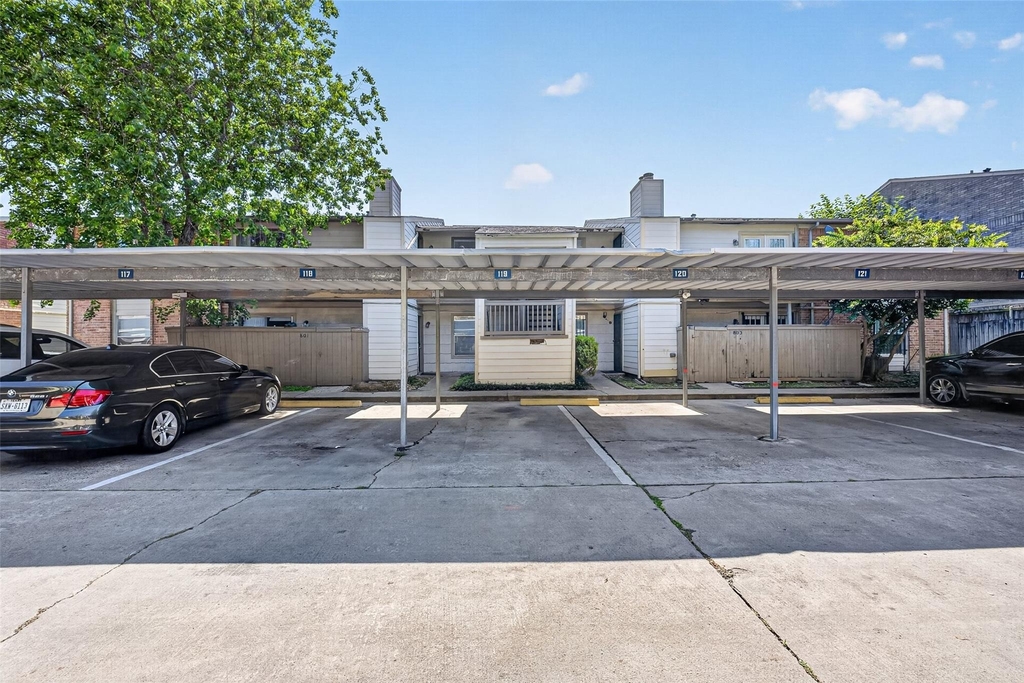 6001 Reims Road - Photo 31