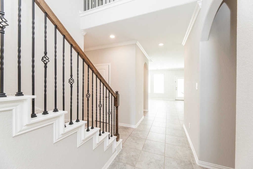 18119 Tall Chestnut Street - Photo 6