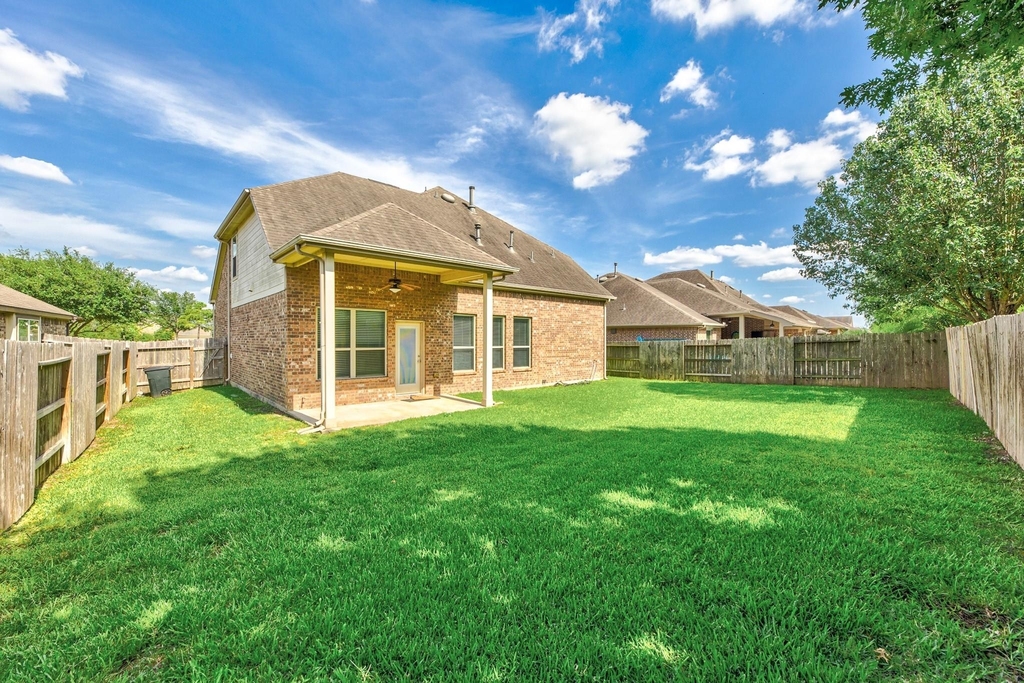 18119 Tall Chestnut Street - Photo 35