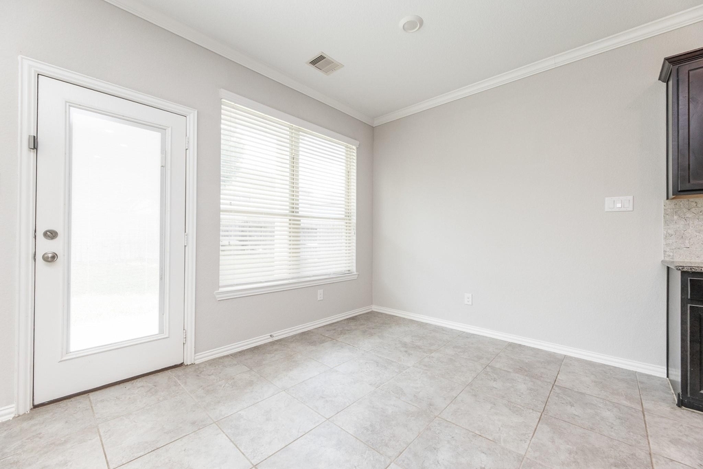 18119 Tall Chestnut Street - Photo 16