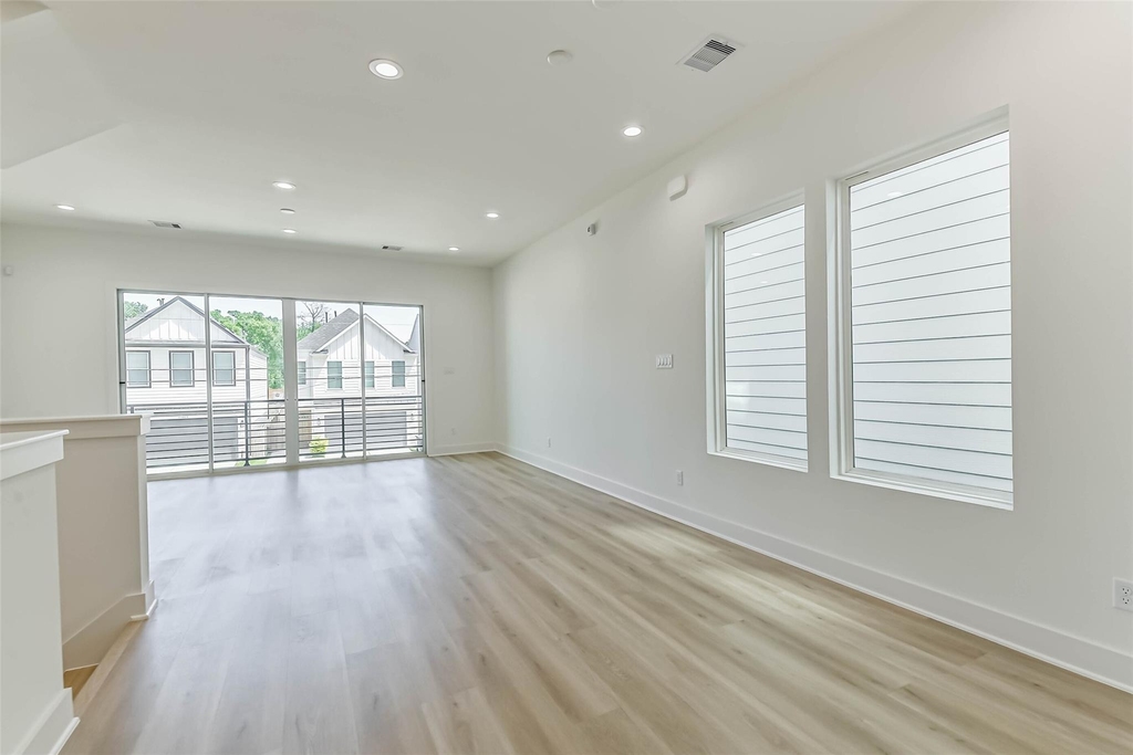 5703 Balbo Street - Photo 17