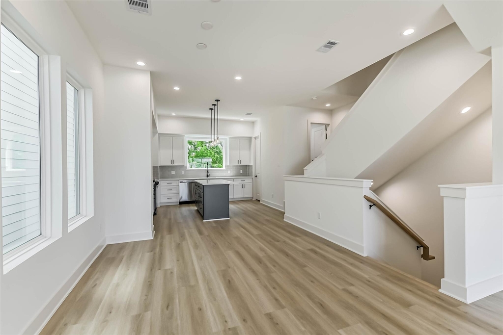5703 Balbo Street - Photo 18