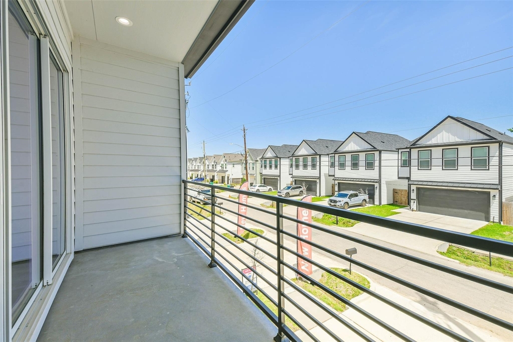 5703 Balbo Street - Photo 19