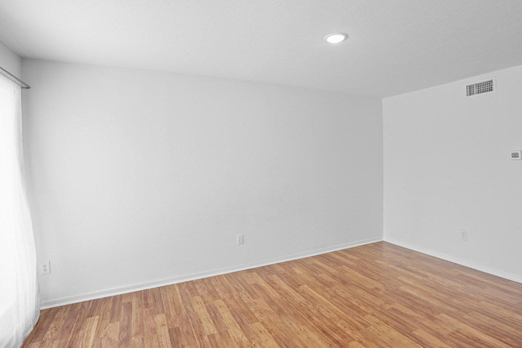 1408 Hughes Street - Photo 17