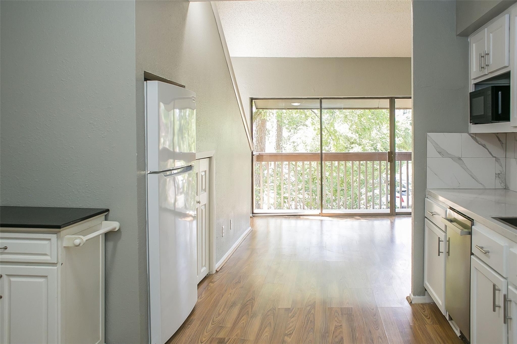 12900 Walden Road - Photo 2