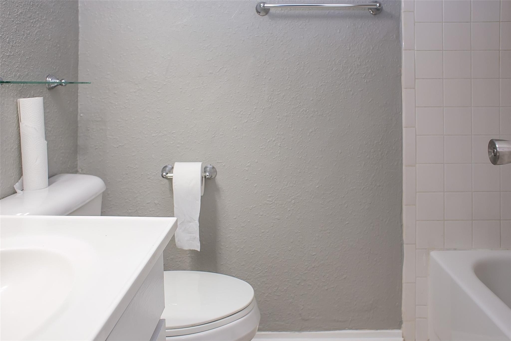 12900 Walden Road - Photo 26