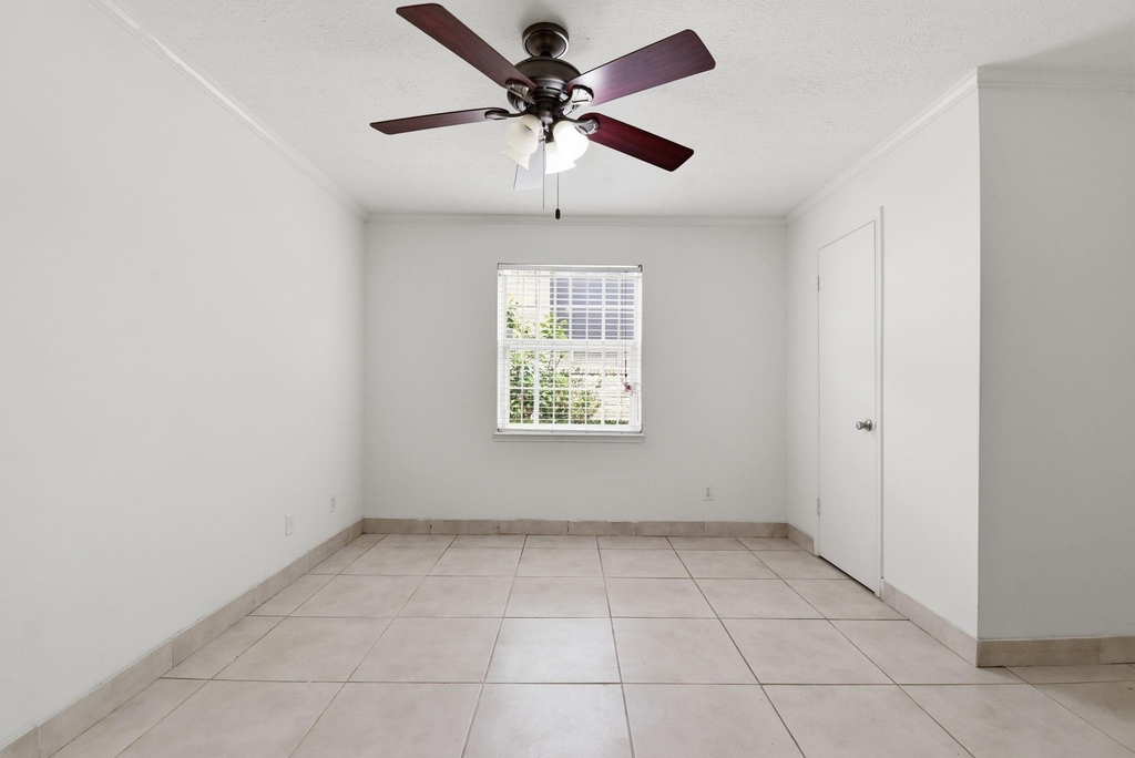 7900 Westheimer Road - Photo 18