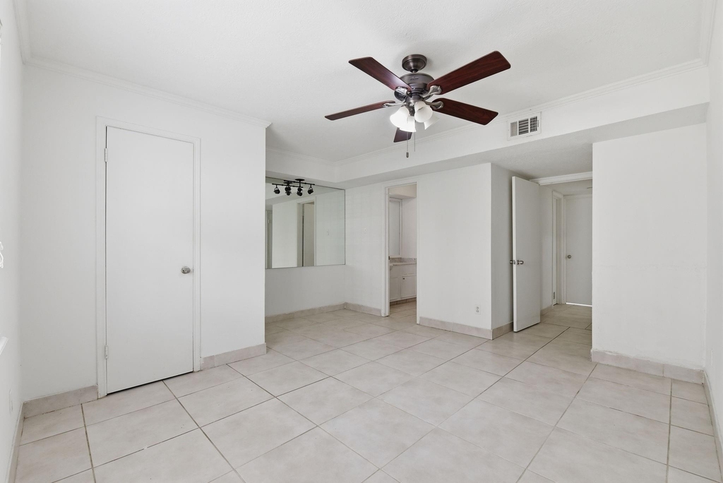 7900 Westheimer Road - Photo 20