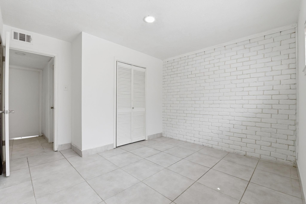 7900 Westheimer Road - Photo 25