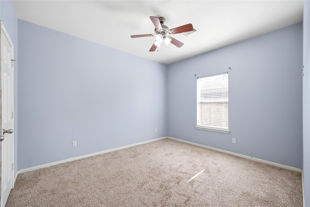 1707 N Highlands Crossing - Photo 33