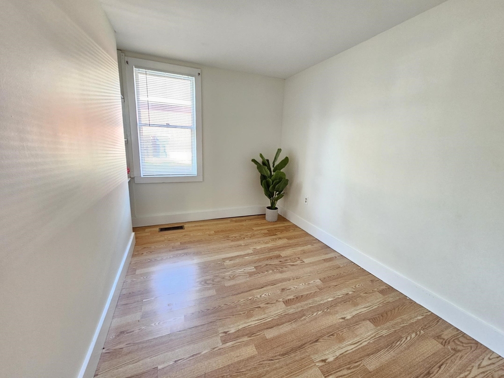 117a Lowell - Photo 13