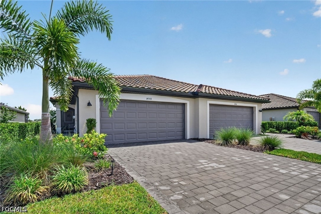 14008 Hunter Oak Drive - Photo 0