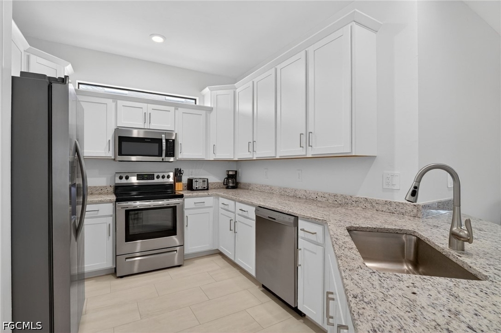 14008 Hunter Oak Drive - Photo 11