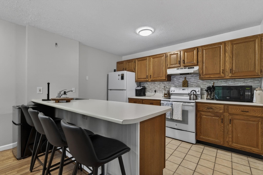 120 Fisherville - Photo 4
