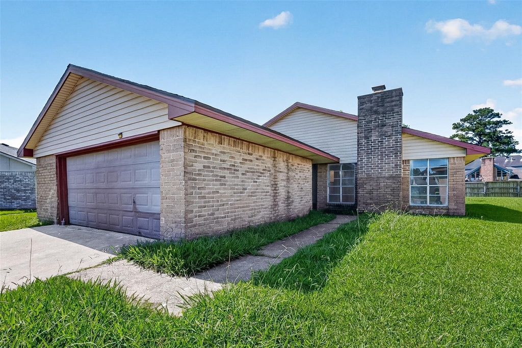 2223 Courtney Ct - Photo 2