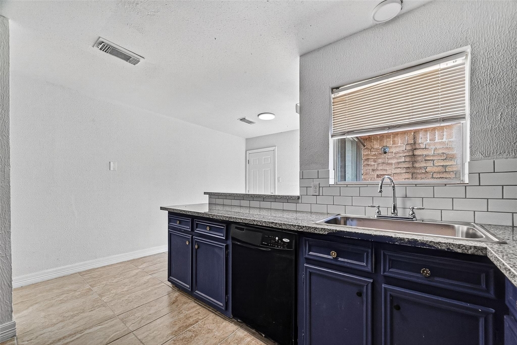 2223 Courtney Ct - Photo 10
