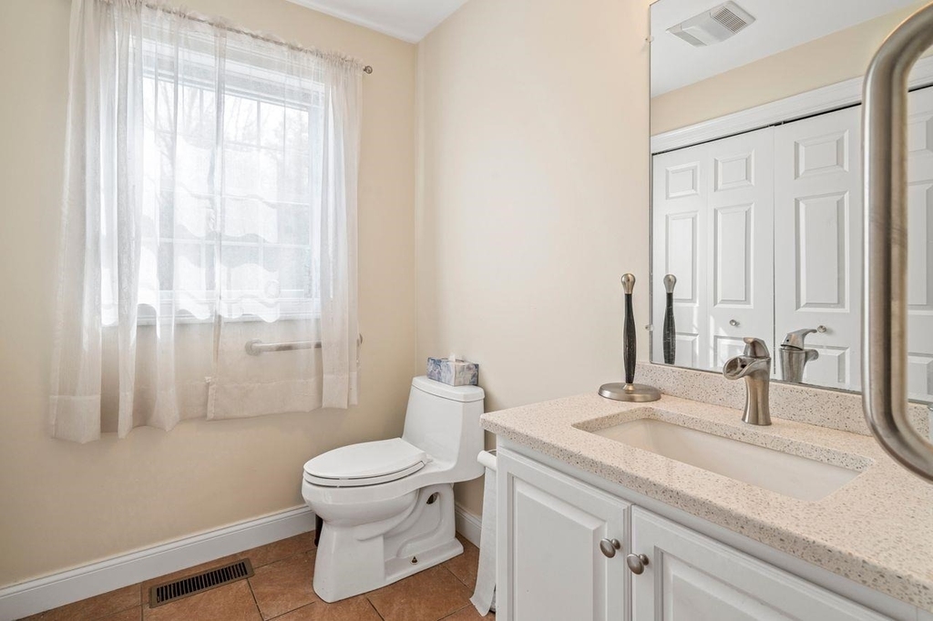 20 Ordway - Photo 16