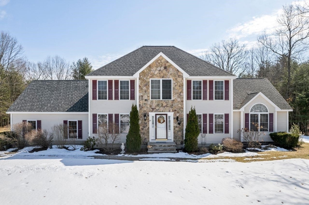 20 Ordway - Photo 0