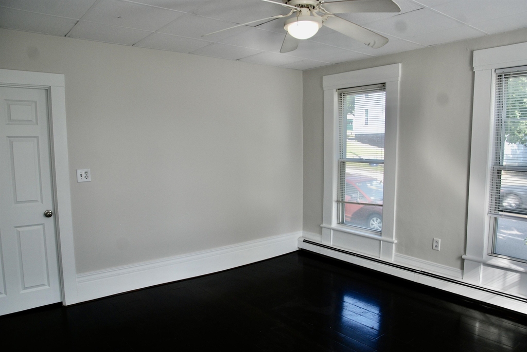 65 Centre - Photo 8