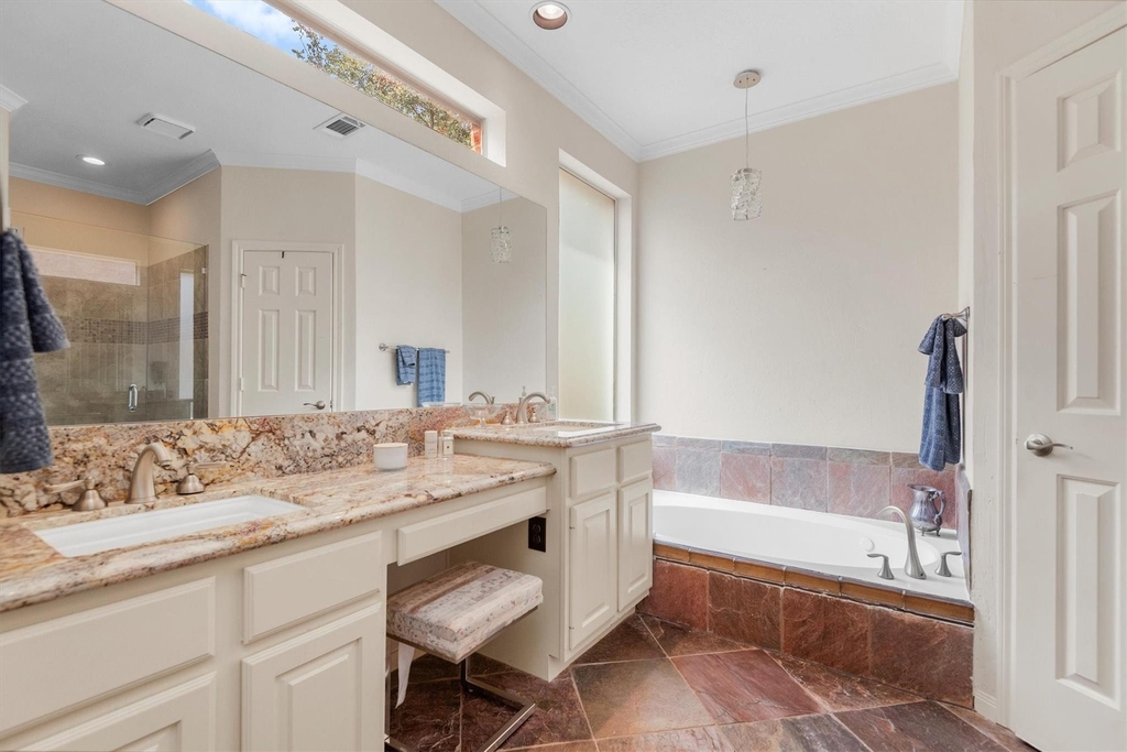 22007 Crossbrook Drive - Photo 26