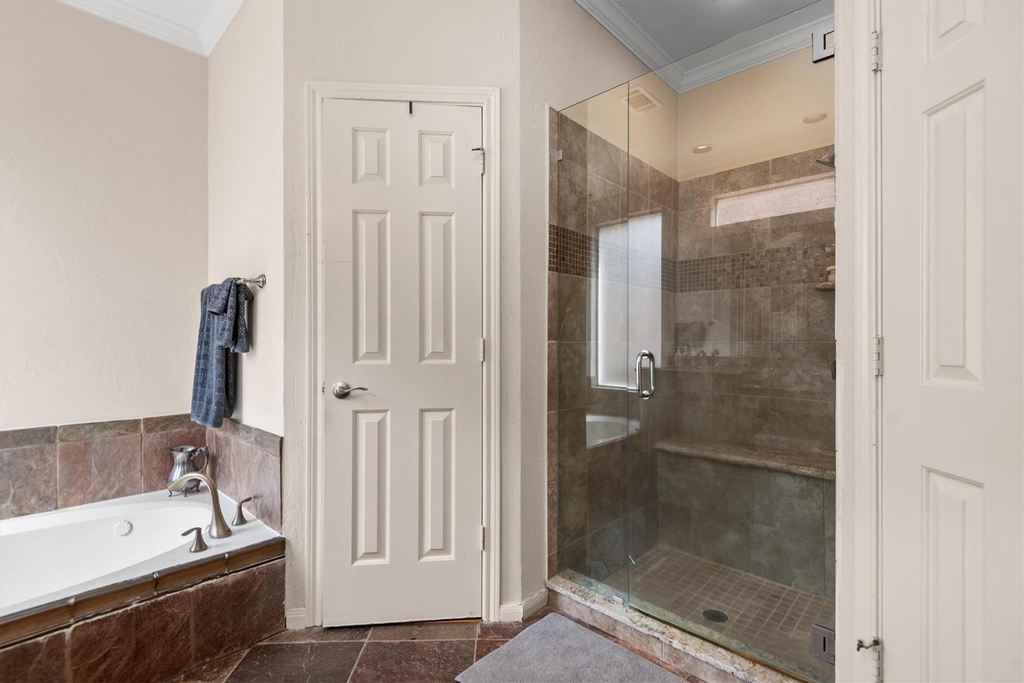 22007 Crossbrook Drive - Photo 28