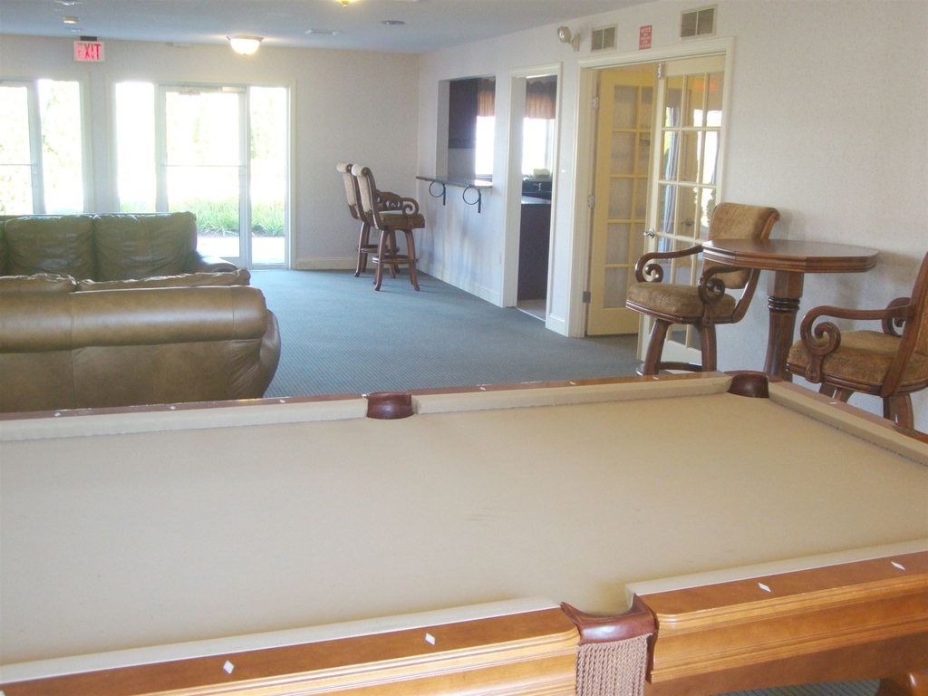 101 Eastern - Photo 37