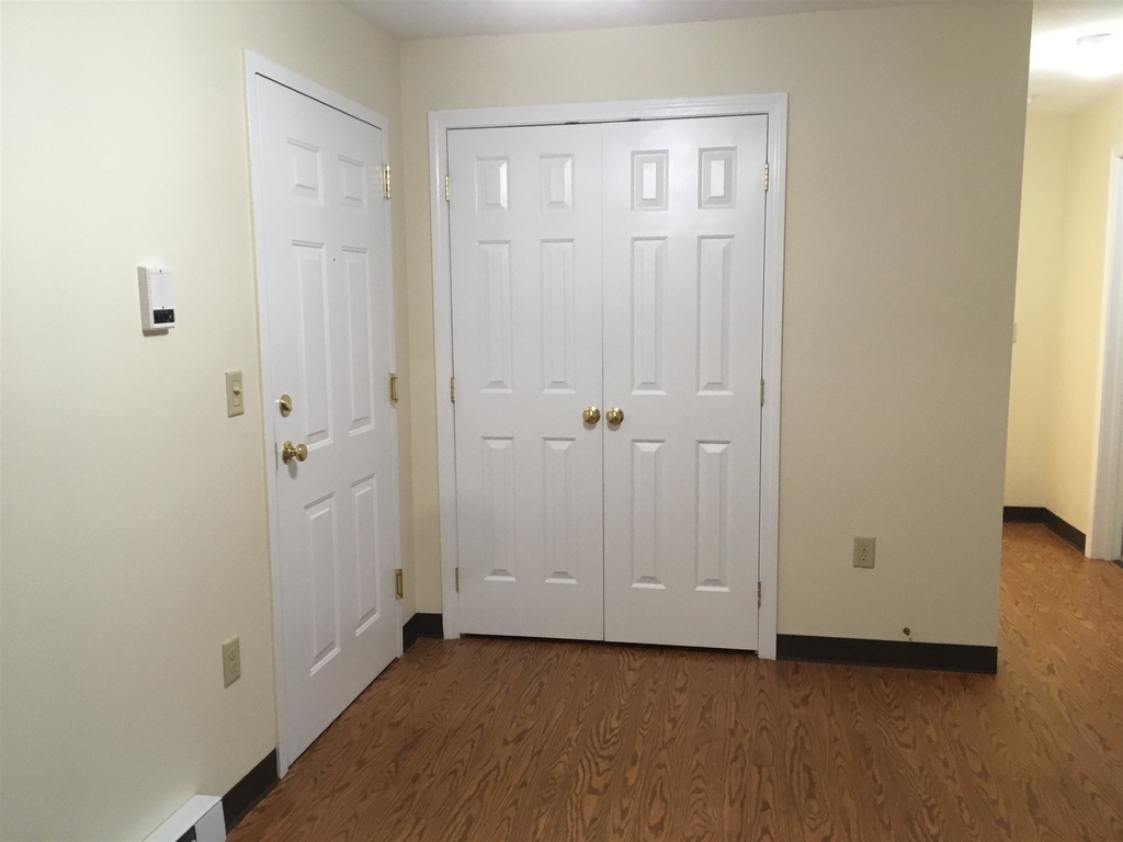 101 Eastern - Photo 13
