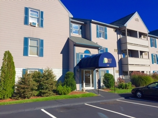 101 Eastern - Photo 0