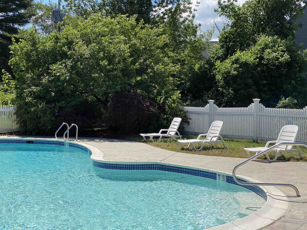121 Eastern - Photo 38