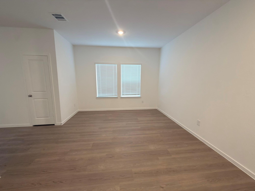 9122 Serene Haven Drive - Photo 2