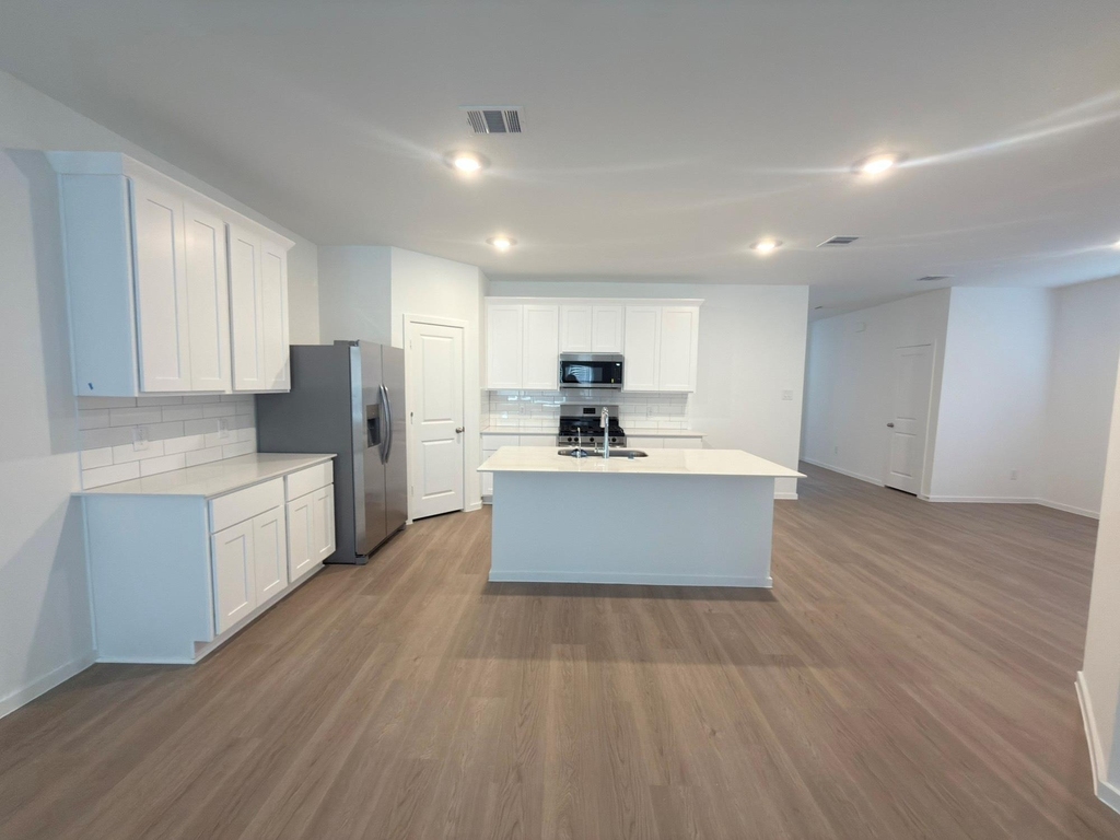 9122 Serene Haven Drive - Photo 3