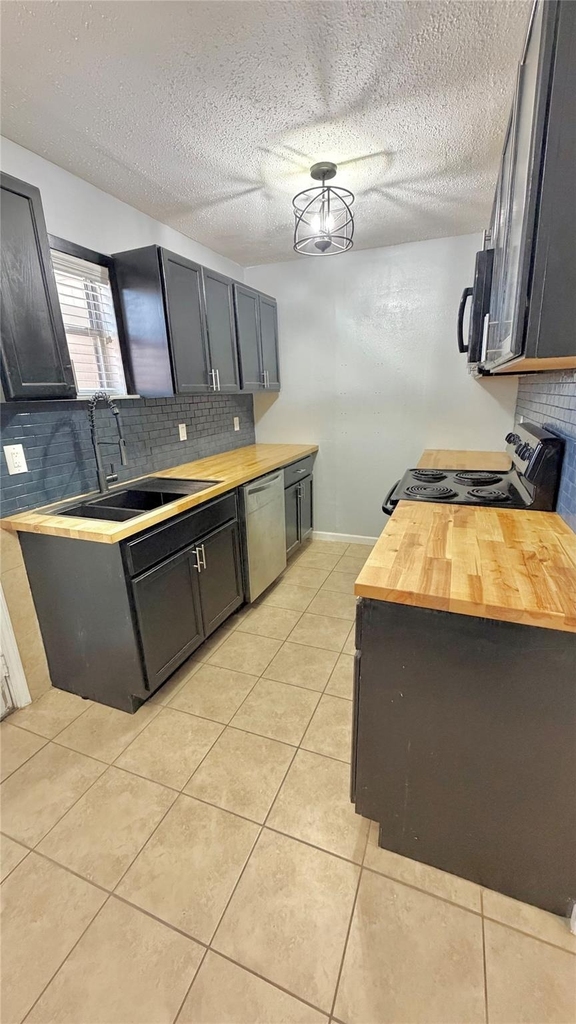 5218 Milwee Street - Photo 1